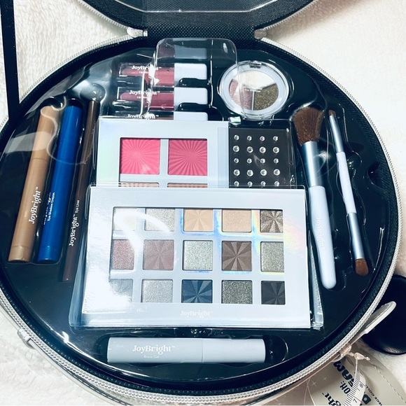 MAKEUP! Ulta Beauty JoyBright Beauty Box β Disco Dreams Collection | NEW! πͺ©π - Picture 7 of 15